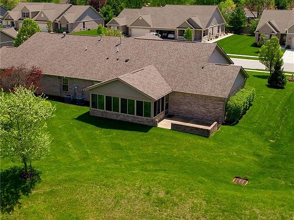 3rd image of 8908 Stoney Meadow Blvd
