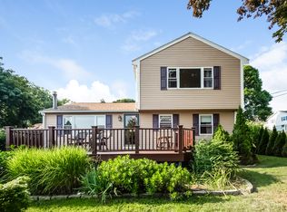 7 Rose Ln, Gloucester, MA 01930