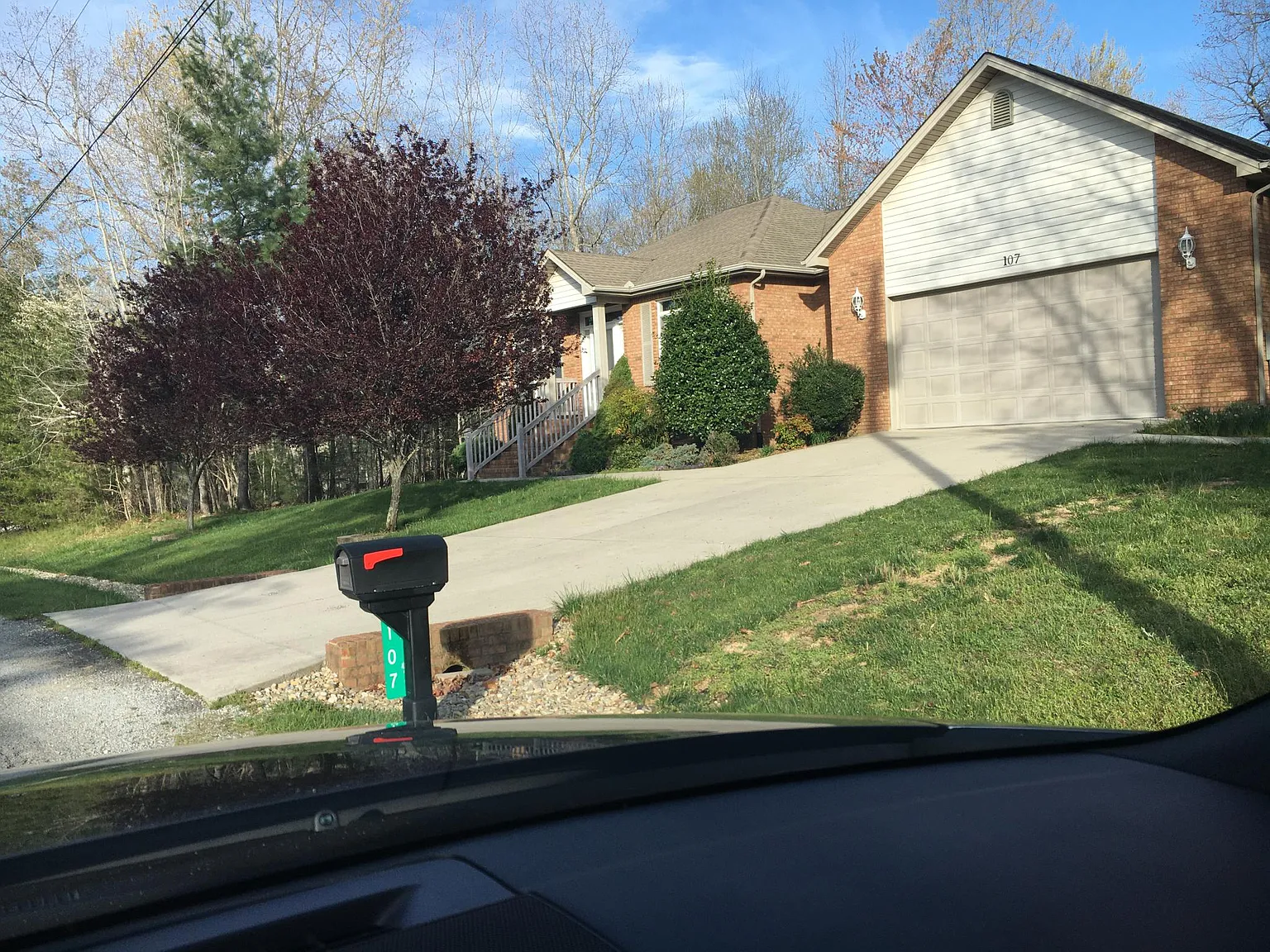 3 bed, 1816 sqft, $2,000 — Photo 3