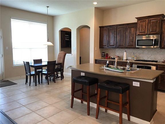 3rd image of 13649 Saddlewood Dr