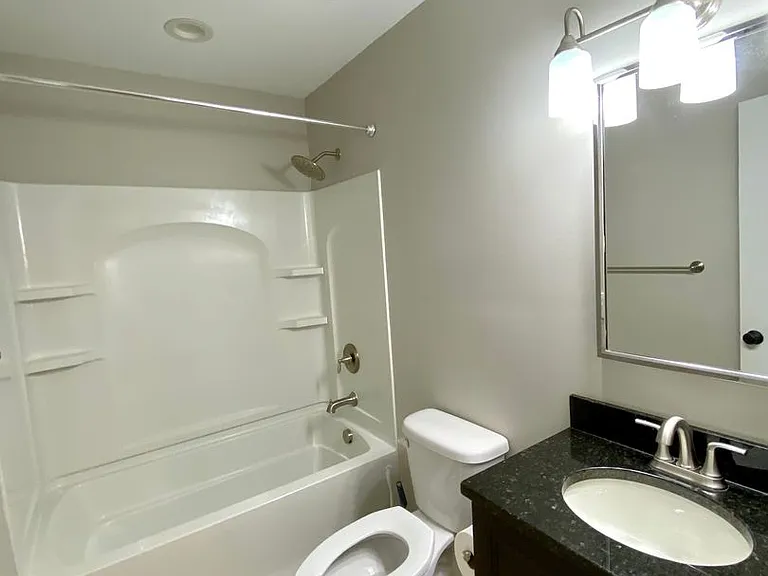 129 Freedom Dr — Photo 21
