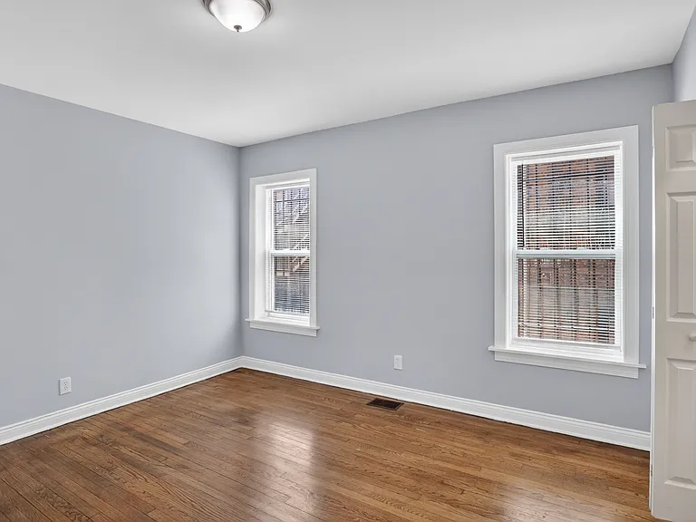 7847 S Bennett Ave #1 — Photo 33