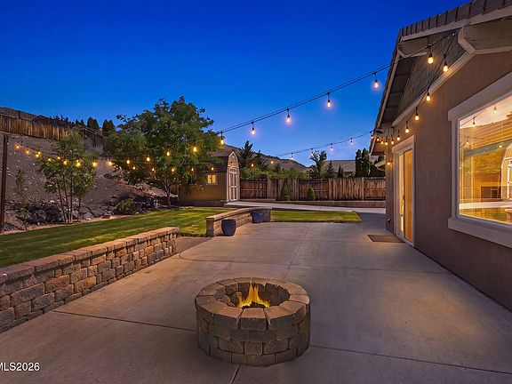 4th image of 2900 Tobiano Dr
