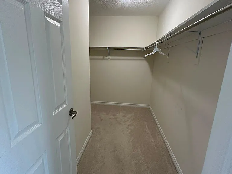 2 Bruce Cameron Dr — Photo 18