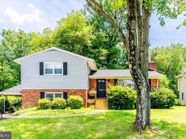 7107 Sea Cliff Rd, Mc Lean, VA 22101