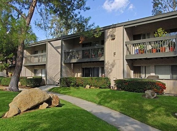 4th image of 1020 Grand Ave #613486