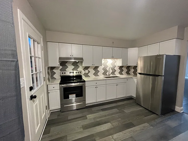 397 Poplar Ave #2-E — Photo 5