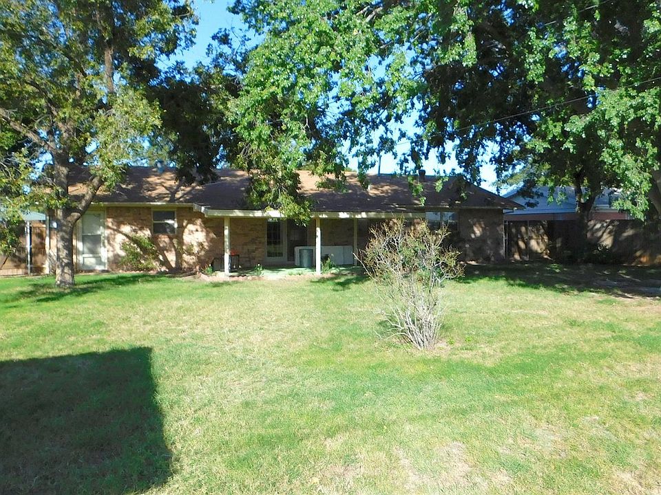 2nd image of 1725 W Avenue E