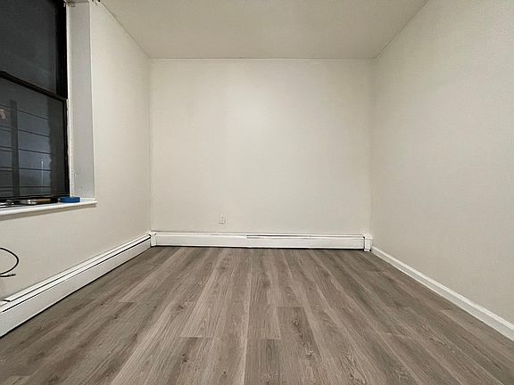 5th image of 168 Clinton Ave #4B
