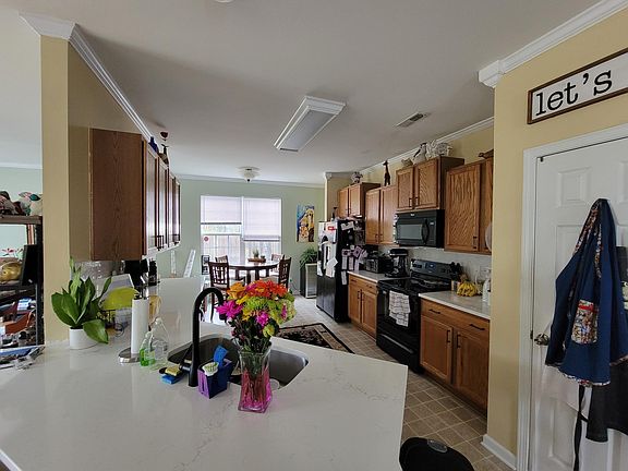5th image of 312 Sabal Palmetto Ct