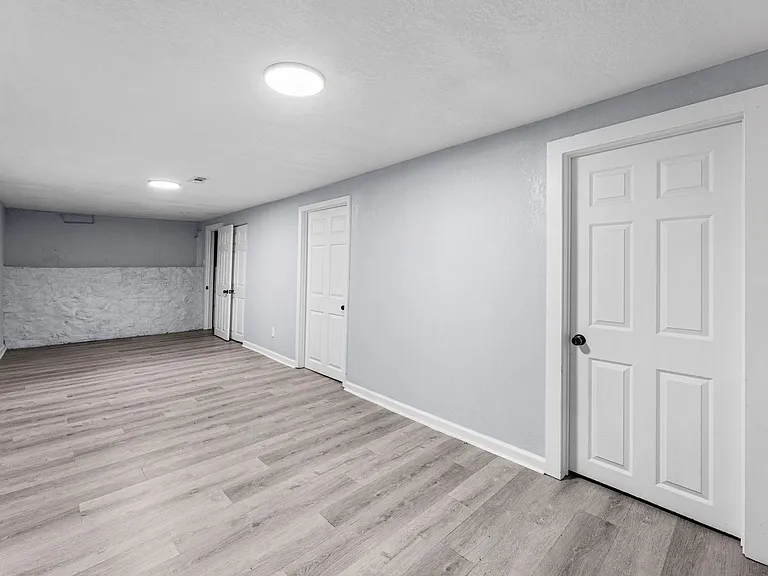 9113 Askew Ave — Photo 3