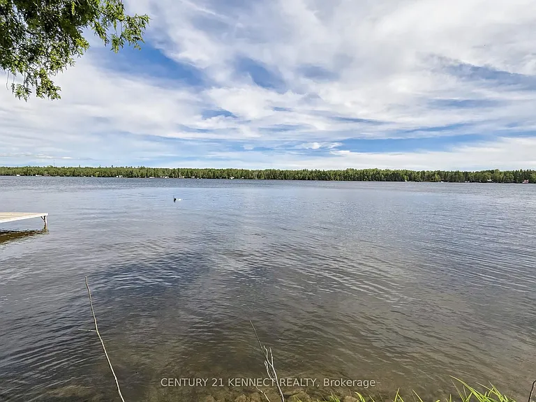 44 Pinewood Blvd — Photo 43
