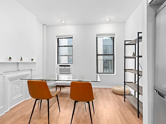 3rd image of 410 W 36th St #4E