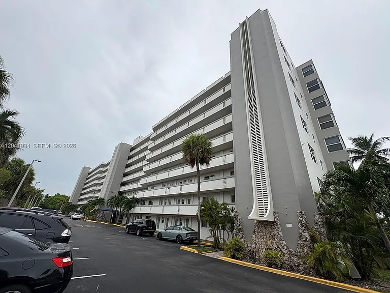 1075 NE Miami Gardens Dr #211 — Photo 1