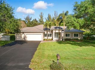 5320 SW 199th Ave, Pembroke Pines, FL 33332