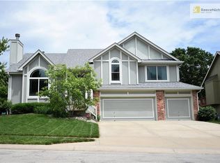 9903 N Highland Ter, Kansas City, MO 64155