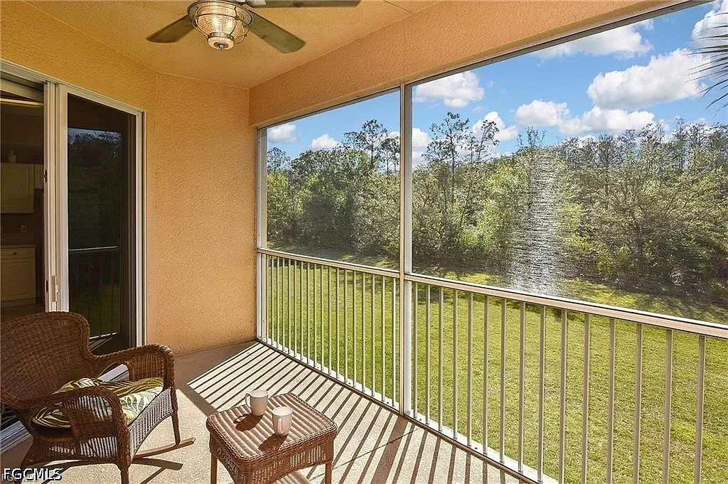 2 bed, 2.0 bath, 1245 sqft, $5,000 — Photo 3