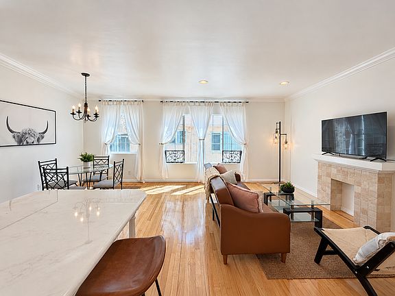 4th image of 1111 11th St #209