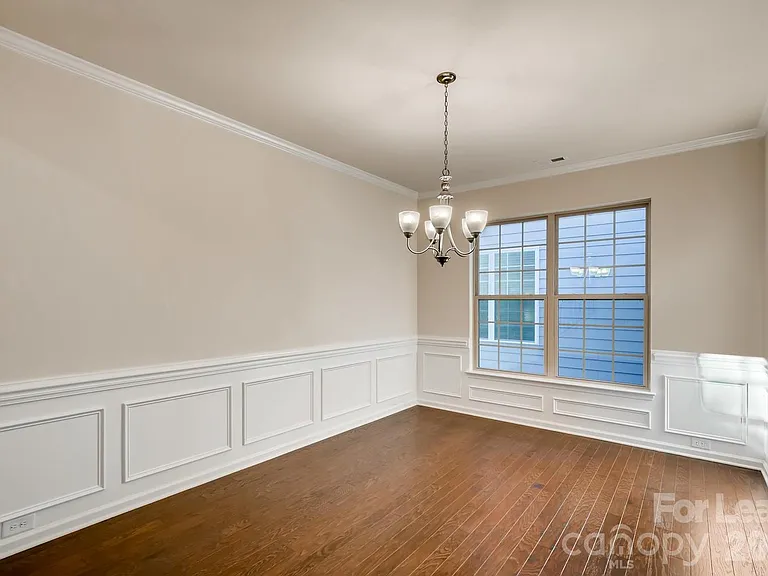 6418 Raffia Rd — Photo 8