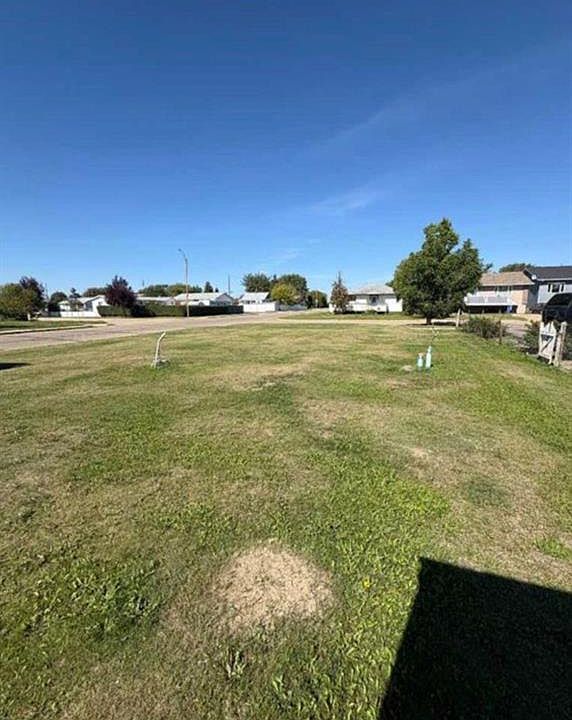 2nd image of 4819 52nd Ave
