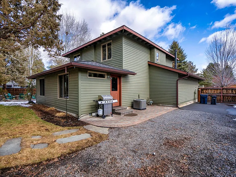 61497 Orion Dr — Photo 34