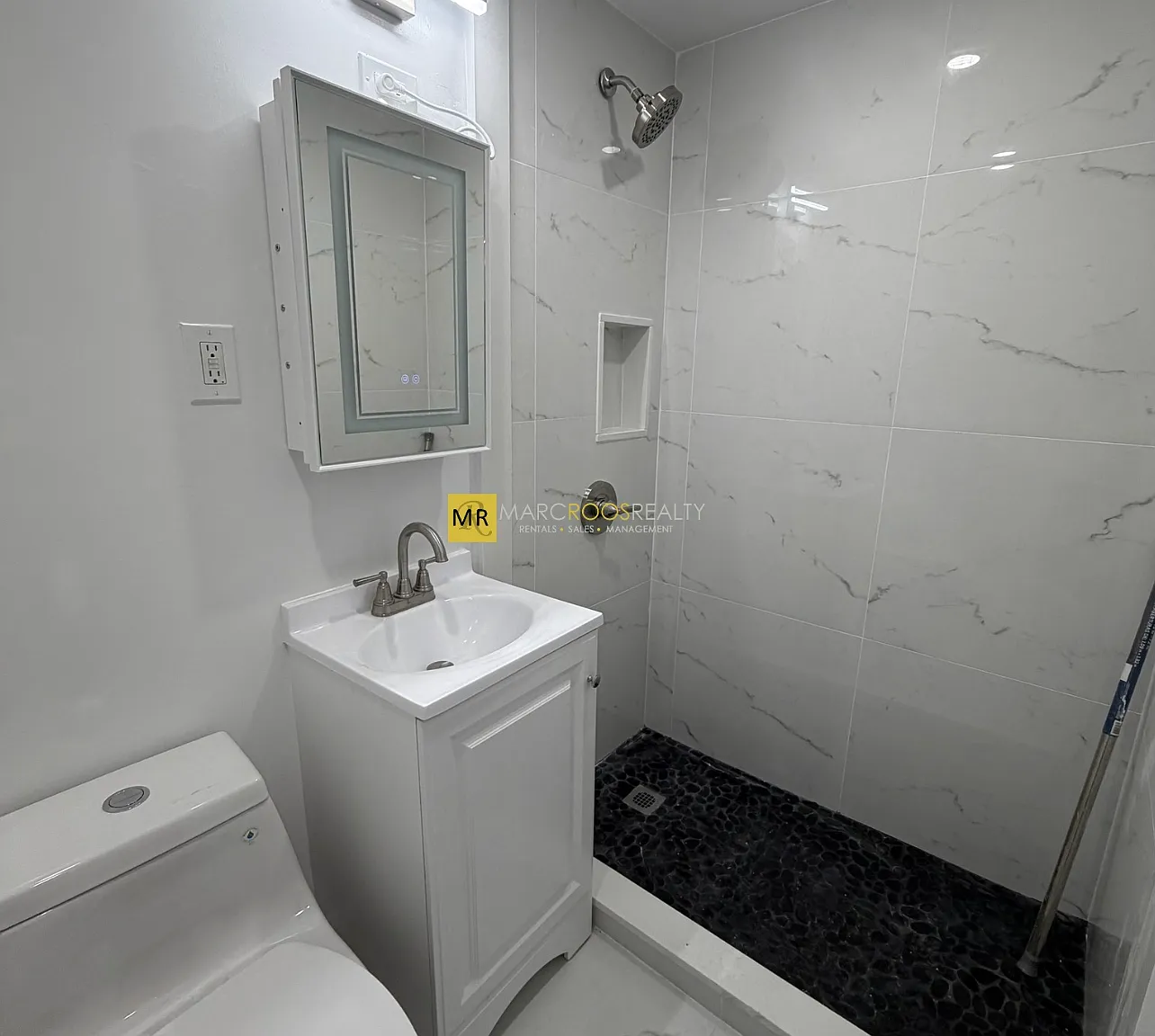 1 bed, 550 sqft, $3,600 — Photo 4