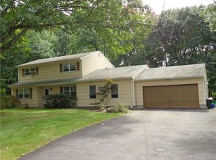 7 Cottage Ln, Suffern, NY