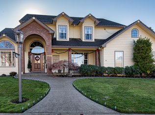 3566 Cherry Ln, Medford, OR