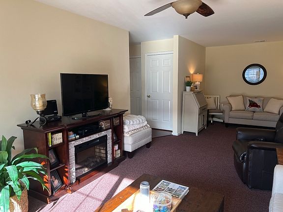 5th image of 122 Williamson Ct