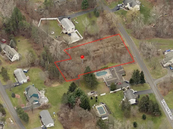 L6.120 Van Dyke Dr S, Rensselaer, NY 12144