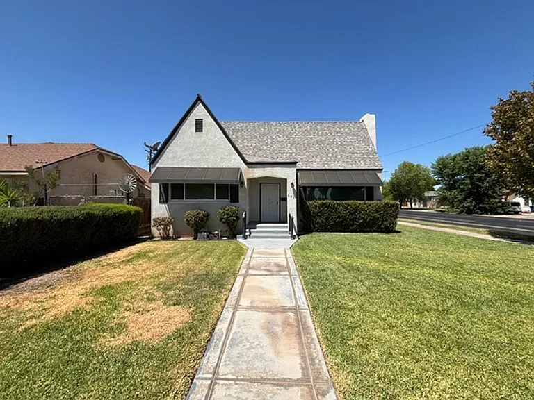 603 Garrett St — Photo 2