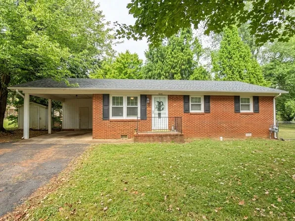 1608 Belmont Dr, Murray, KY 42071