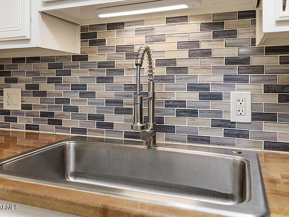4th image of 1402 E GUADALUPE Road #149