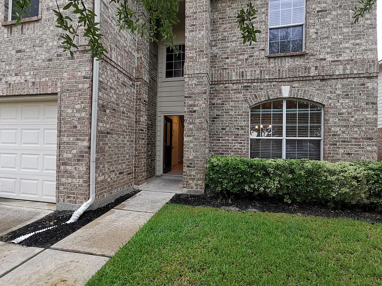 2722 Harte Ct — Photo 2