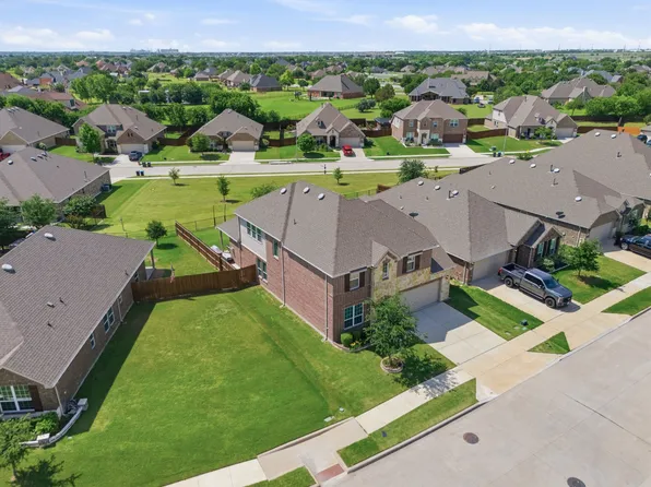 1101 Pinnacle Breeze Dr, Haslet, TX 76052