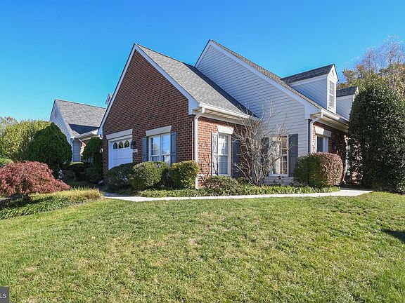 3rd image of 9306 Glascow Dr