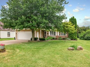 907 Linda Ln, Sandwich, IL 60548