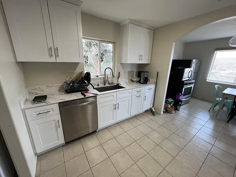 61786 Desert Air Rd #B — Photo 14