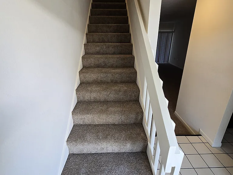 Glenncove Apartment Townhomes — Photo 18