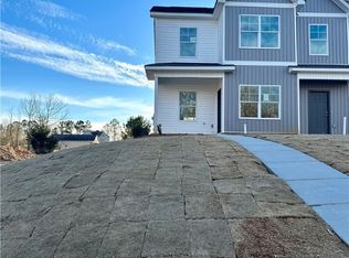 2135 Cobblestone Dr #6, Opelika, AL 36804