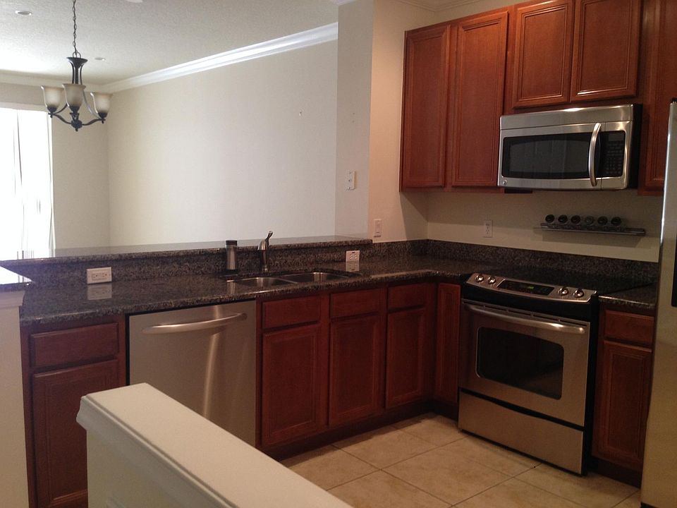 1st image of 9680 Lago Dr #9680