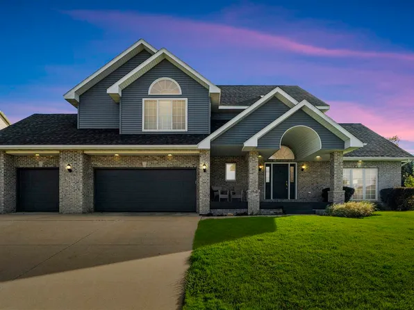 2620 Silver Oak Trl, Marion, IA 52302