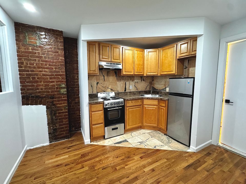 1st image of 438 E 9th St #3A