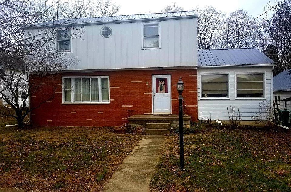 1st image of 130 S Harrison St