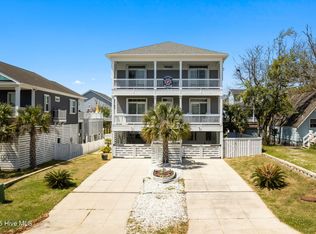 107 SE 54th St, Oak Island, NC 28465