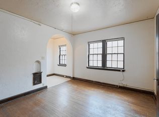 1403 E St APT 204, Lincoln, NE 68508