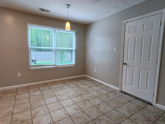 4th image of 4005 Keaton Ct