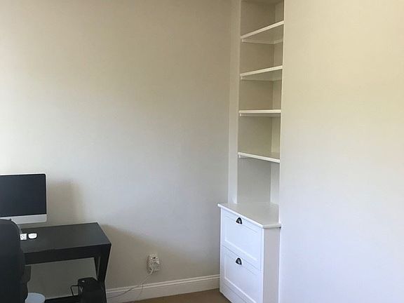 5th image of 1245 Brockman Ln