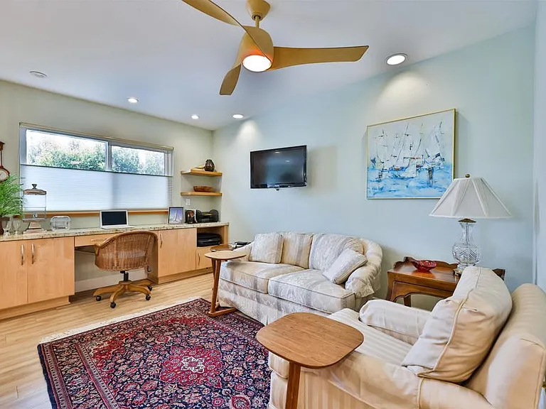 1524 Ynez Pl — Photo 10