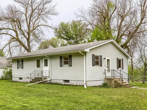 13545 Andrews Ave, Lindstrom, MN 55045